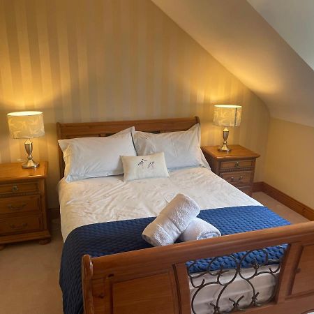 Cosy Rooms In A Stone Cottage Salthill Buitenkant foto