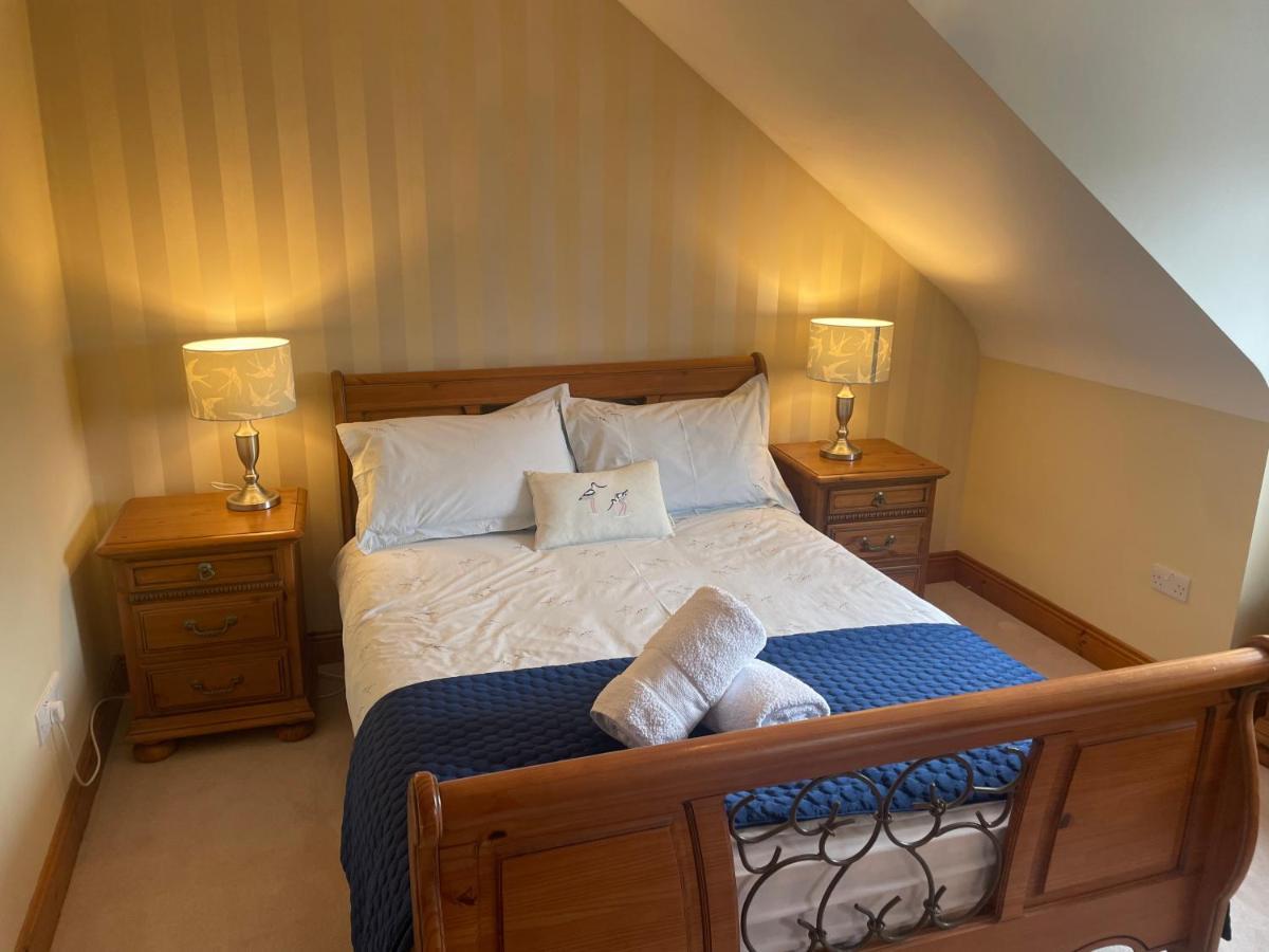 Cosy Rooms In A Stone Cottage Salthill Buitenkant foto