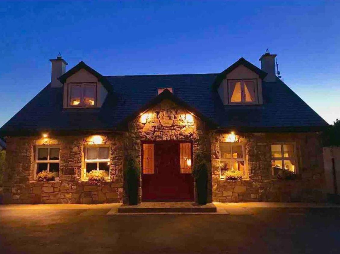 Cosy Rooms In A Stone Cottage Salthill Buitenkant foto