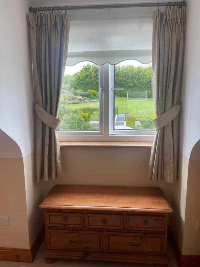 Cosy Rooms In A Stone Cottage Salthill Buitenkant foto